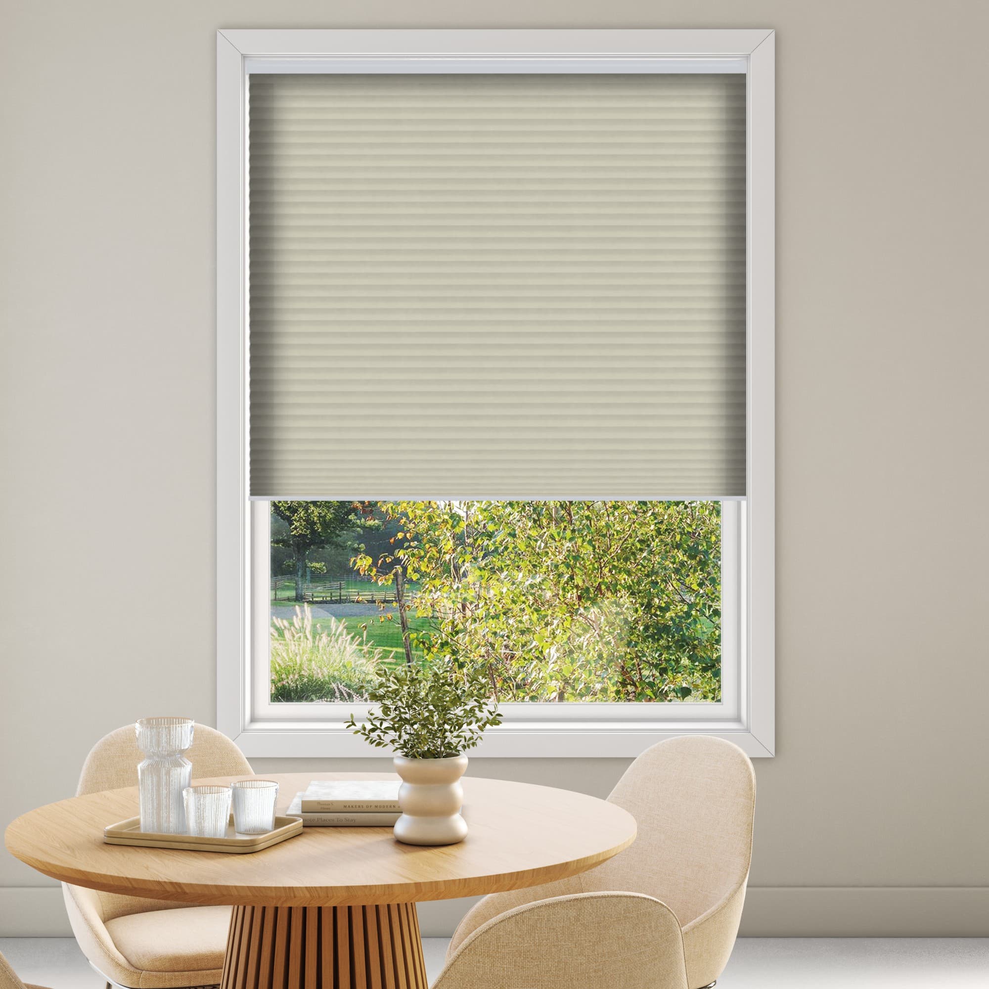 Base 1852 Pleated Blind