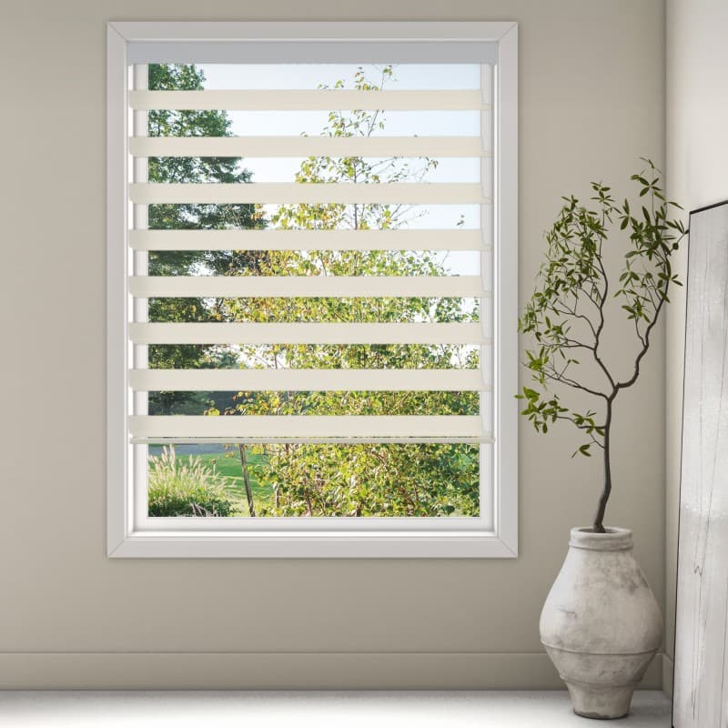 Lumiere 6387 Silhouette® Blinds