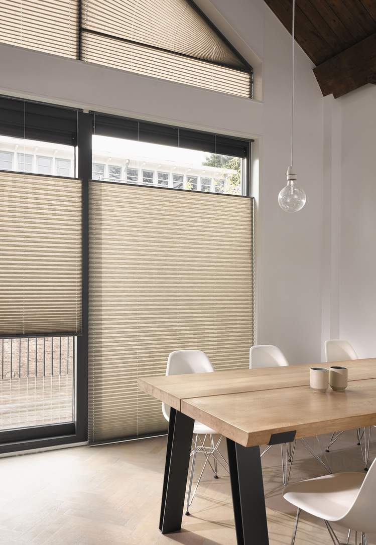 Plisségardiner på mål