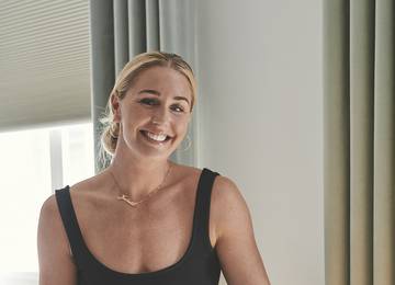 Alle der kommer herhjem, tror, at vi har fået renoveret lejligheden – men vi har jo egentlig bare fået nye gardiner