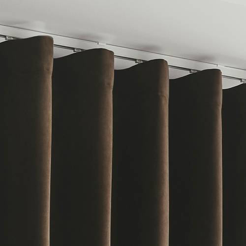 Gardinskinne loft
