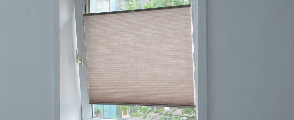Duette® gardin til vippe/dreje vinduer